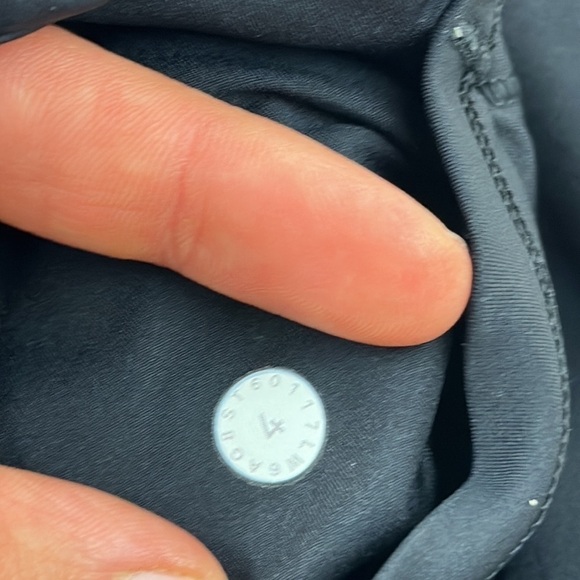Lululemon Fast & Free Crop (19") Black - Picture 6 of 7